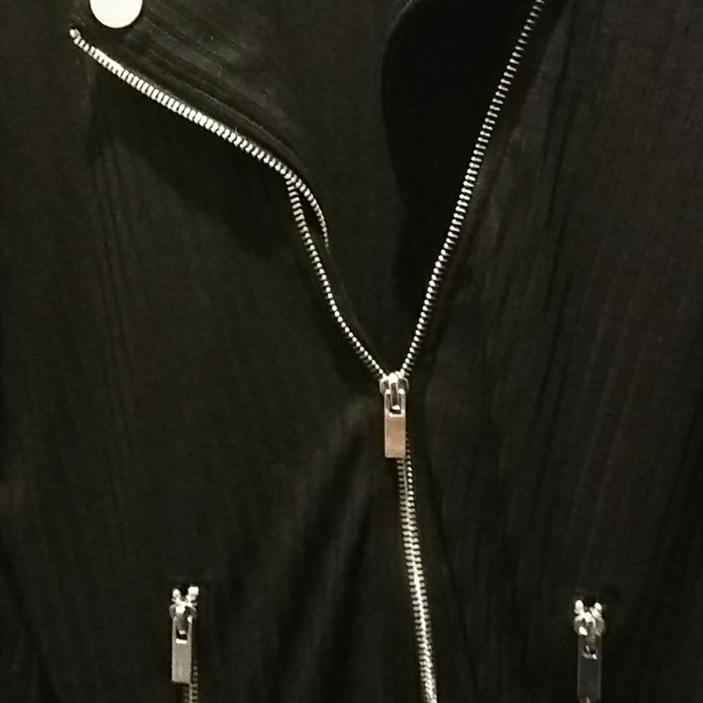 A light sweater that looks like a moto biker jacke